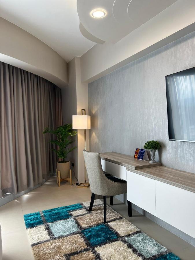 Aeon Suites Staycation Managed By Aria Hotel Davao Екстер'єр фото